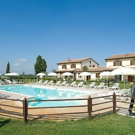 Cerreto Sleeps 5 With Pool And Air Con *